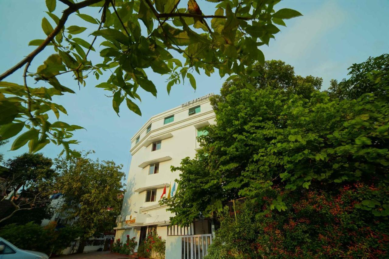 The Vyshakh Hotel Guruvāyūr Buitenkant foto